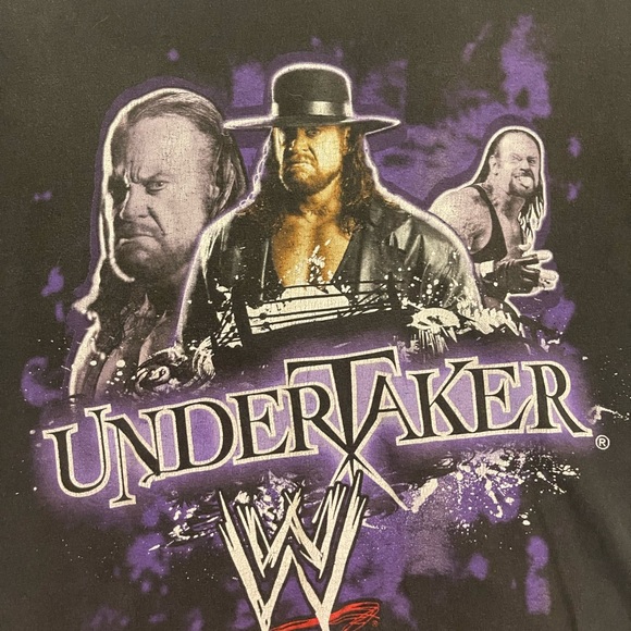 Vintage Y2K 2000s WWE The Undertaker Black T-Shirt Size Medium - Picture 2 of 4